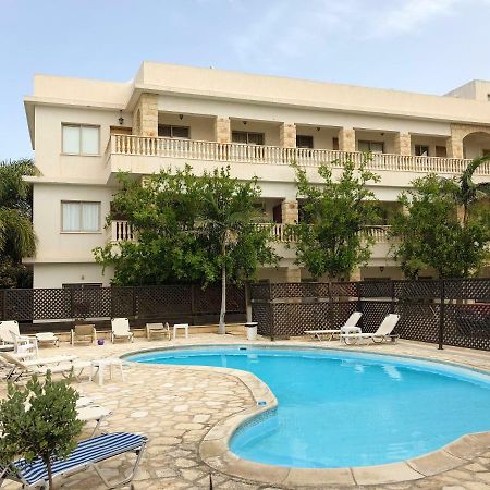 King'S Gardens Apartment Paphos Exterior photo