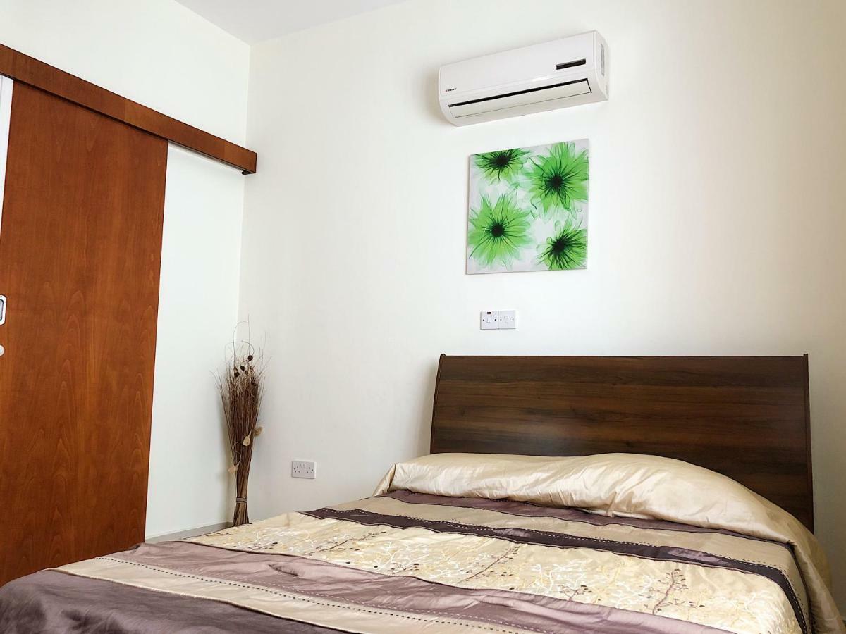 King'S Gardens Apartment Paphos Exterior photo